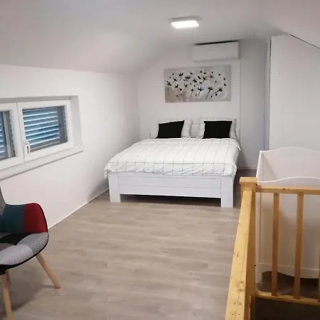 Apartmán Zefir *