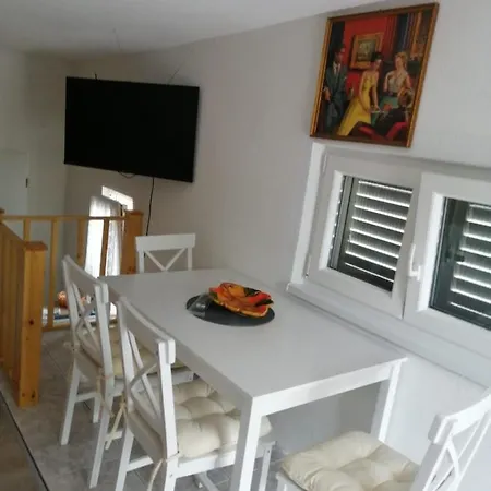 Apartmán Zefir *