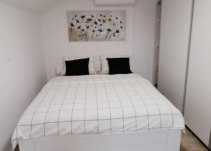 Zefir Apartman Premantura