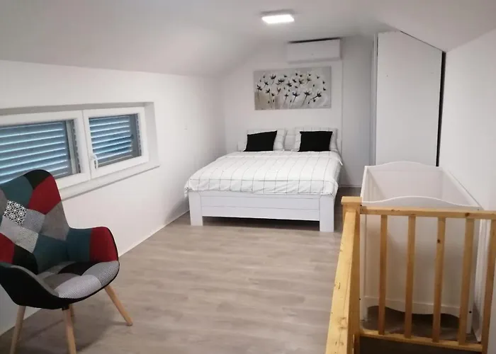 Apartman Zefir *